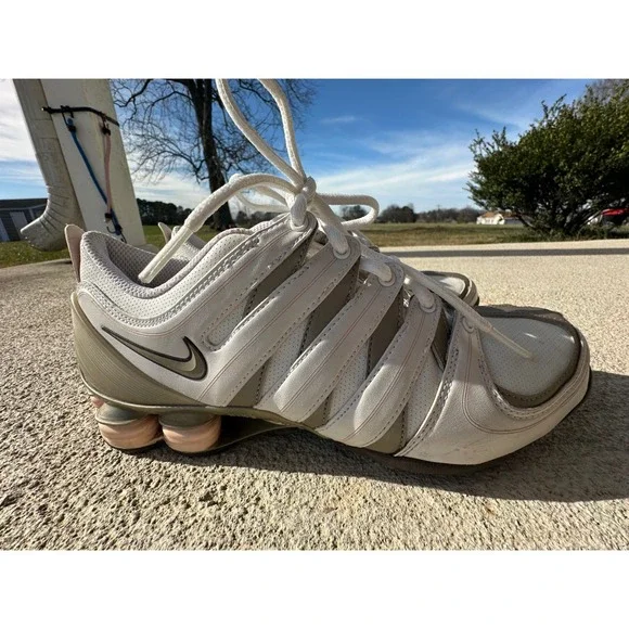 Nike Shox NZ Women Shoes White Light Gray Pink Shox NZ 313764 101 Size 7.5 - Picture 1 of 16